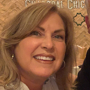 Meet your Posher, Jeannette